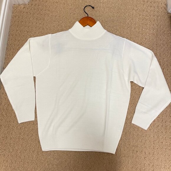 NWOT Vintage Gianni Dolce White Mock Neck Sweater - Picture 2 of 11